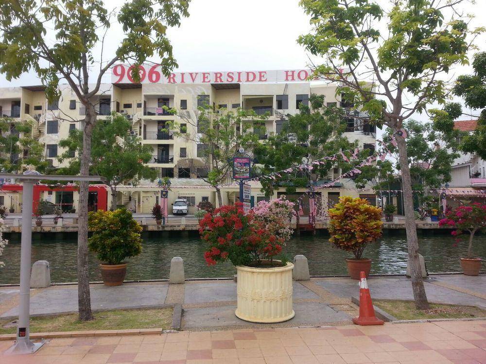 906 Riverside Hotel Malacca Exterior foto